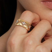 Vintage Italian Openwork Four-Leaf Clover Ring—Baroque Court Style Set with Sparkling Crystal