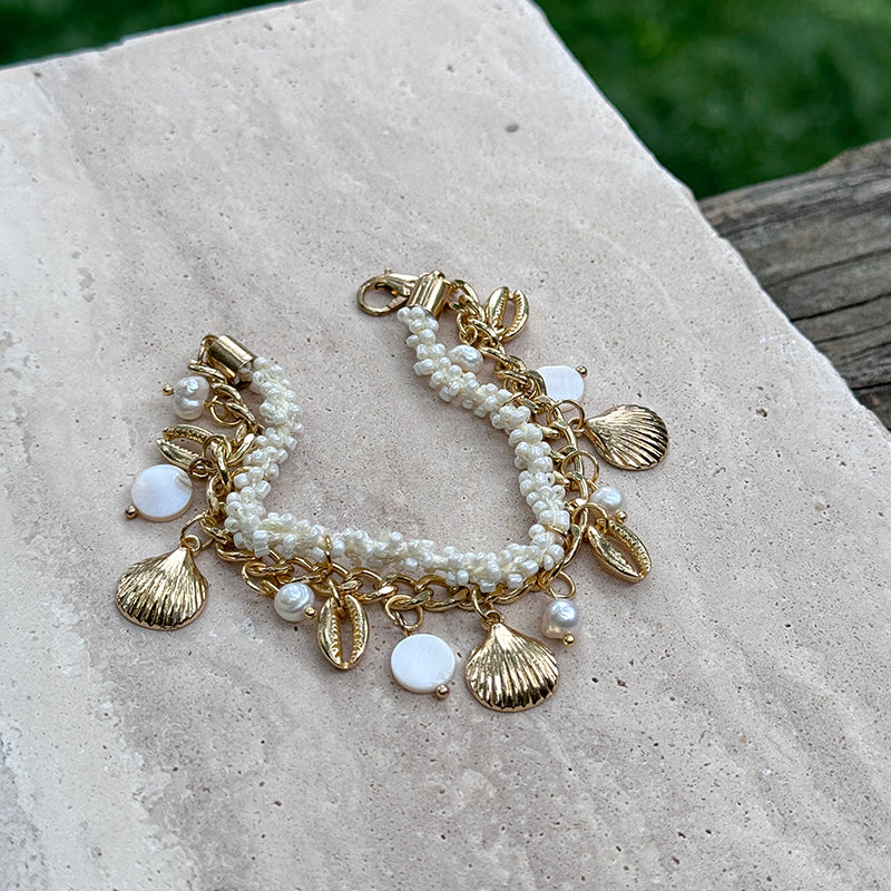 Boho Beach Shell & Pearl Charm Bracelet – Summer Vacation Wheat Beaded Jewelry