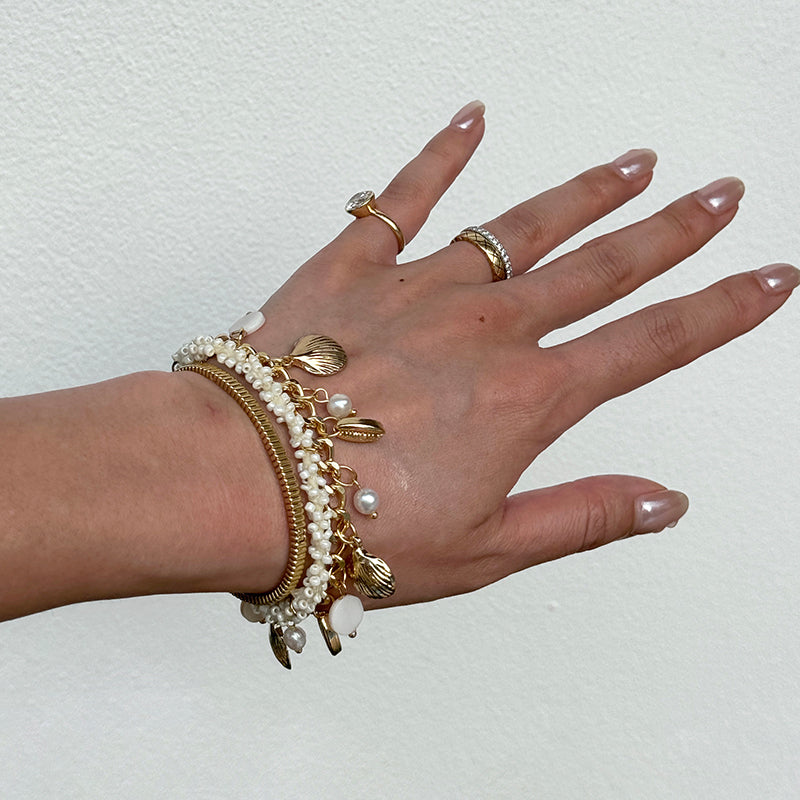 Boho Beach Shell & Pearl Charm Bracelet – Summer Vacation Wheat Beaded Jewelry