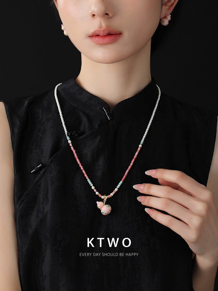Lucky Pink Gourd Necklace – Oriental Gradient Beads with Four - Leaf Design, Sweet Pearl Choker for Women - Inkduo