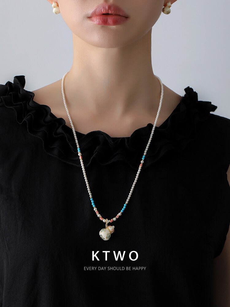 legant Chinese Style Pearl & Blue Beaded Necklace with Four - Leaf Clover Gourd Pendant - Inkduo