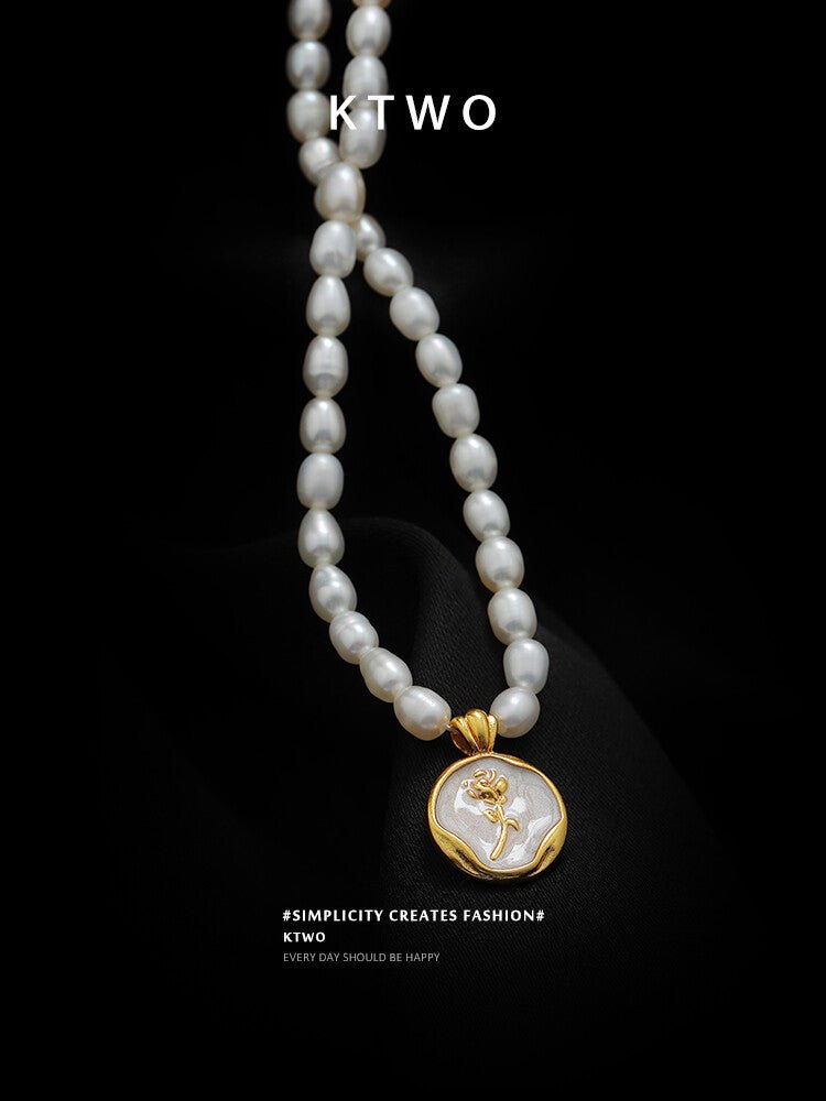 French Vintage Pearl Necklace with Enamel Pendant - Inkduo