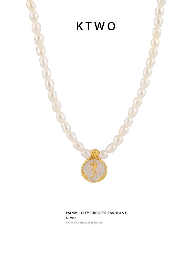 French Vintage Pearl Necklace with Enamel Pendant - Inkduo