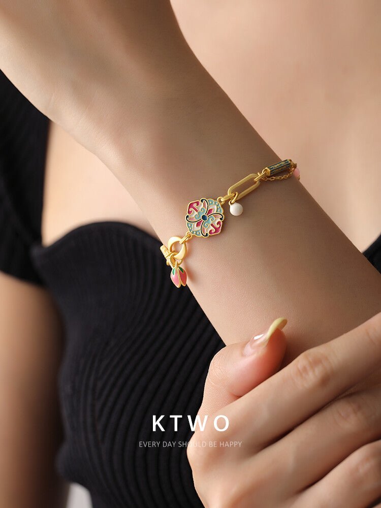 Colorful Enamel Flower Bracelet – Handmade Artistic Gold Chain Jewelry - Inkduo