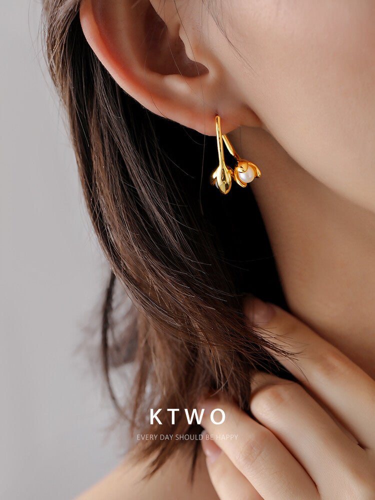 Golden Freshwater Pearl Stud Earrings – 925 Silver Pin, Elegant Luxury Design - Inkduo