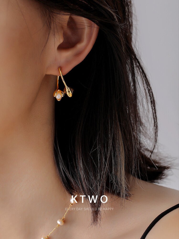 Golden Freshwater Pearl Stud Earrings – 925 Silver Pin, Elegant Luxury Design - Inkduo